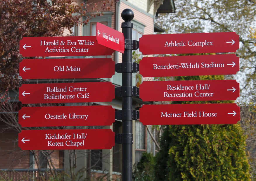 Old Main Wayfinding.jpg